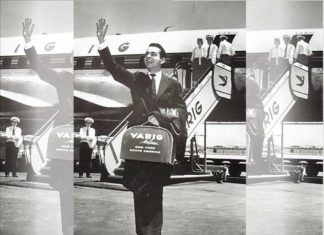 The Amazing Musical Life of Cauby Peixoto Brazilian singer Cauby Peixoto arrives in New York.