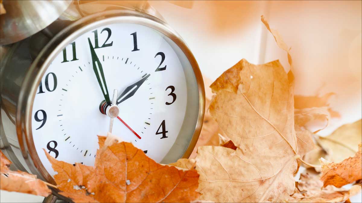 Summer time comes to an end: clocks change Sunday