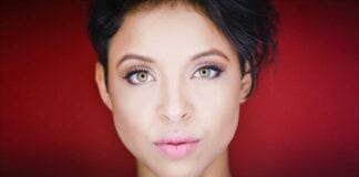 Brazilian singer Kell Smith has a April birthday