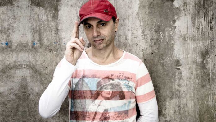 Brazilian singer Zeca Baleiro